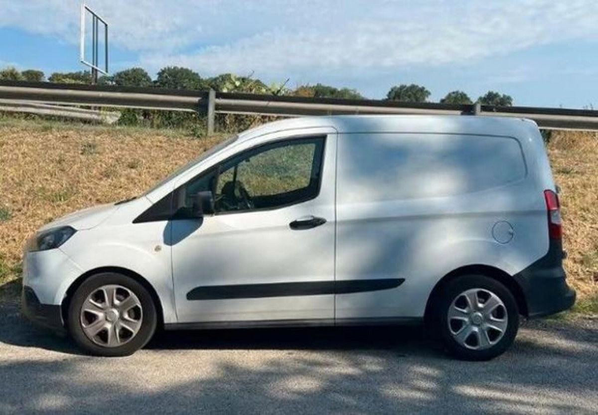 Ford Transit Courier 1.5 TDCi 75CV  Trend
