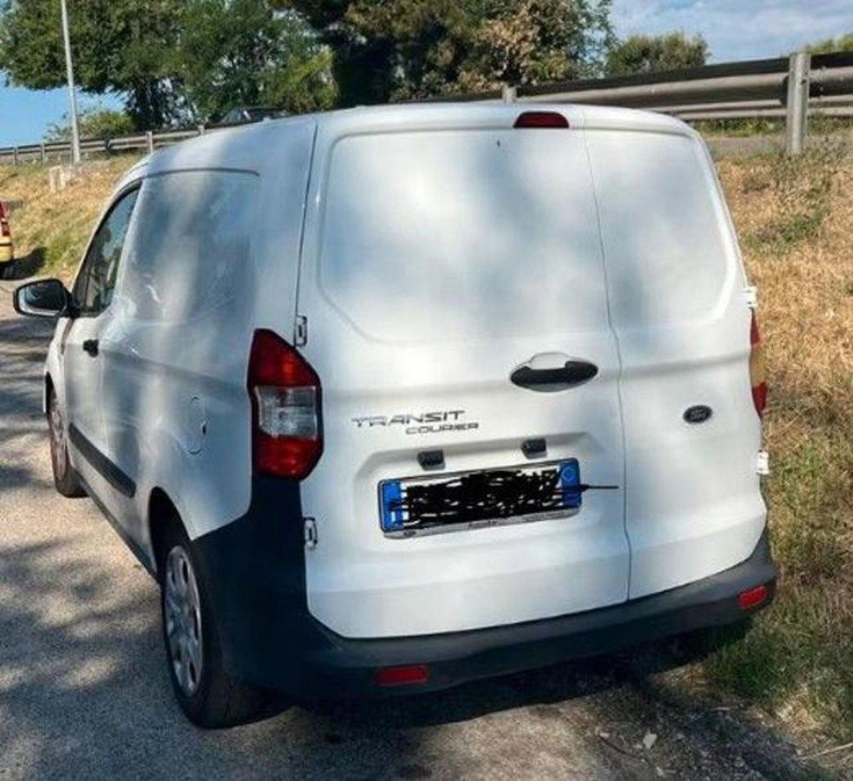 Ford Transit Courier 1.5 TDCi 75CV  Trend (3)