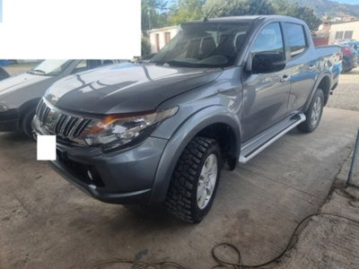 Mitsubishi L200 2.4 DI-D/181CV Double Cab Intense Hp Mivec SDA usato