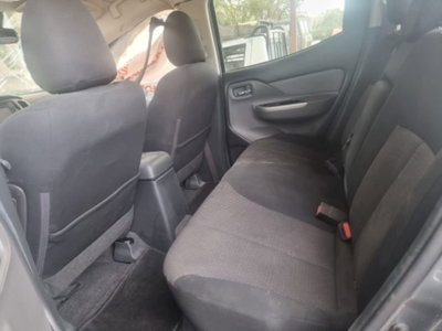 Mitsubishi L200 2.4 DI-D/181CV Double Cab Intense Hp Mivec SDA (13)