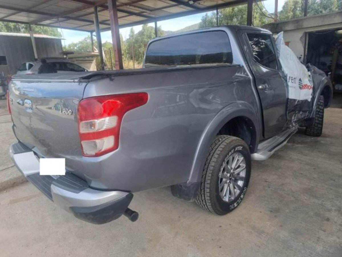 Mitsubishi L200 2.4 DI-D/181CV Double Cab Intense Hp Mivec SDA (2)