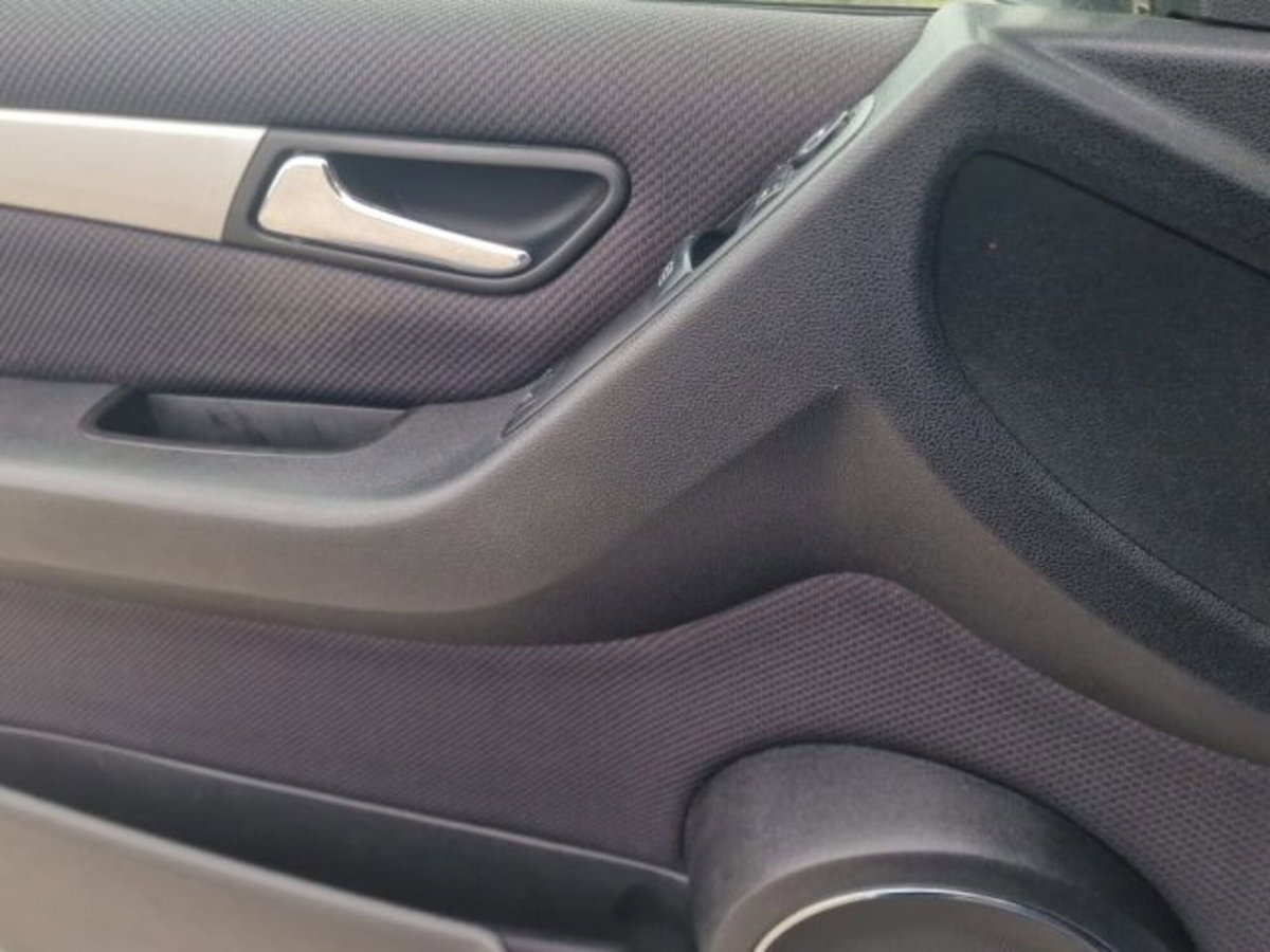Mercedes-Benz Classe B 180 CDI Sport (12)