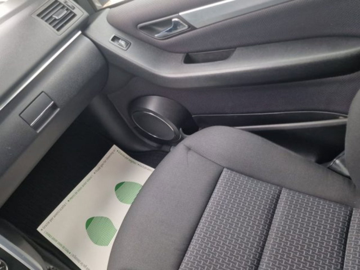 Mercedes-Benz Classe B 180 CDI Sport (17)