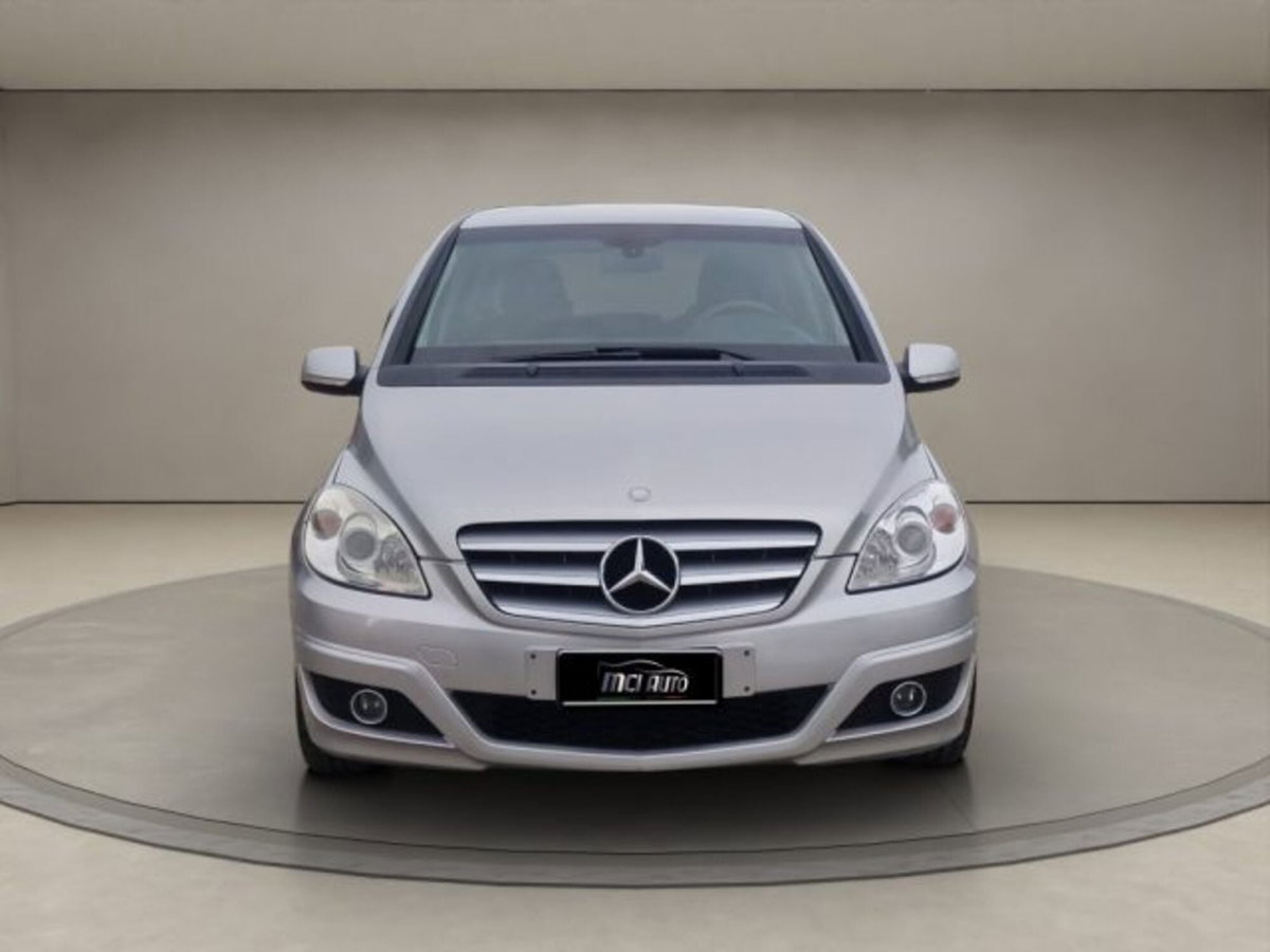 Mercedes-Benz Classe B 180 CDI Sport (8)
