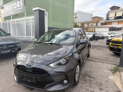 Toyota Yaris 1.5 Hybrid 5 porte Energy (2)