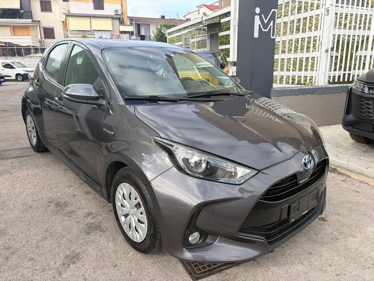 Toyota Yaris 1.5 Hybrid 5 porte Energy (3)