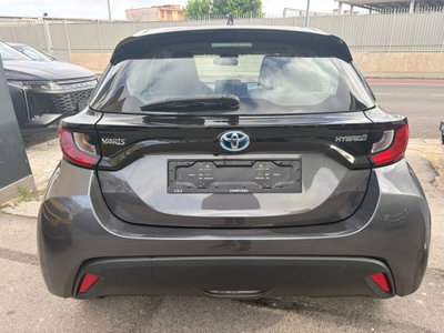 Toyota Yaris 1.5 Hybrid 5 porte Energy (8)