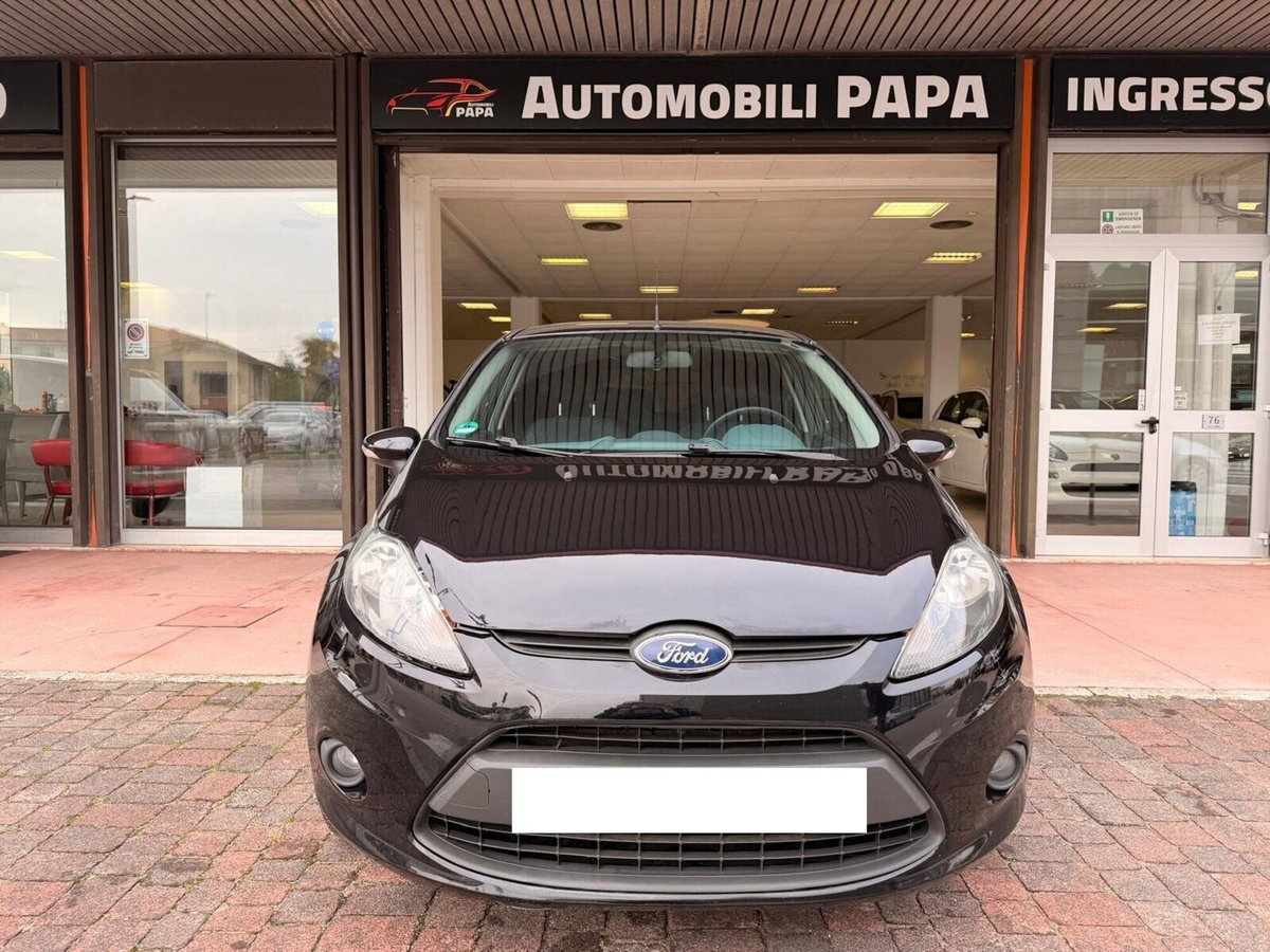 Ford Fiesta 1.2 82CV 5 porte