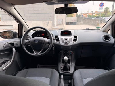Ford Fiesta 1.2 82CV 5 porte (11)