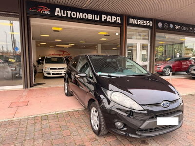 Ford Fiesta 1.2 82CV 5 porte (2)