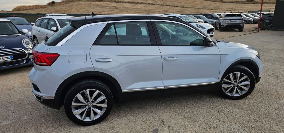 Volkswagen T-Roc 1.0 tsi Sport 115cv (12)