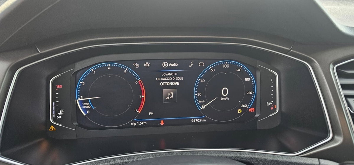 Volkswagen T-Roc 1.0 tsi Sport 115cv (14)