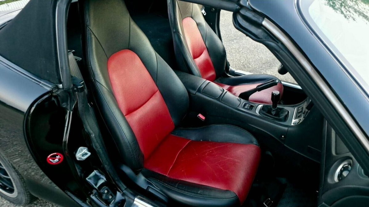 Mazda MX-5 1.8i 16V cat Backstage (5)