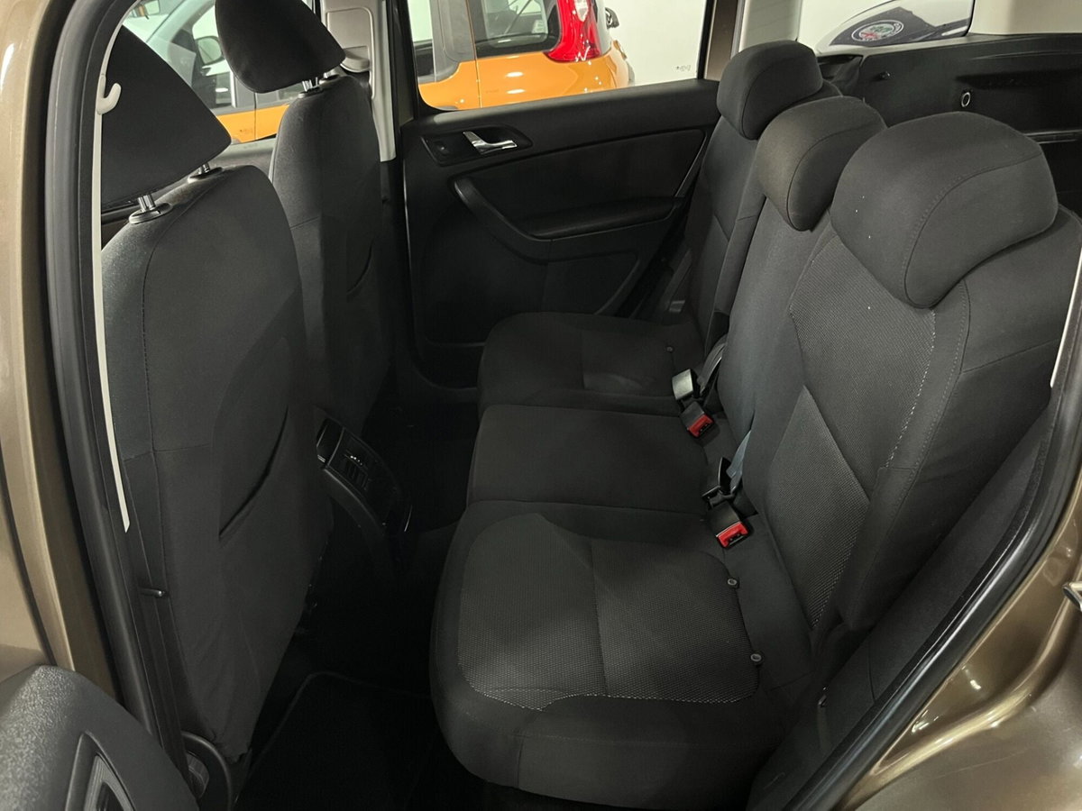Skoda Yeti 2.0 TDI CR 110CV 4x4 Elegance (17)