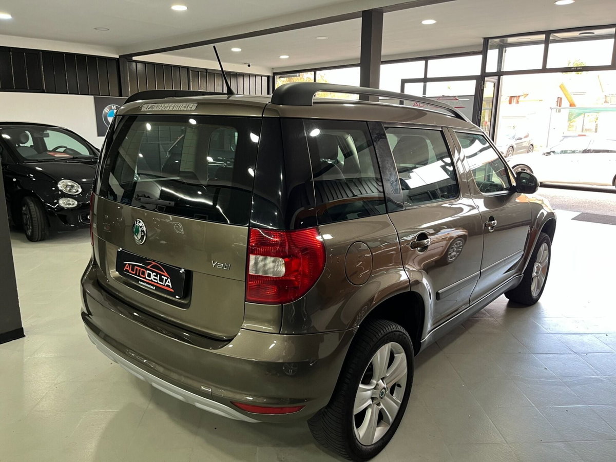 Skoda Yeti 2.0 TDI CR 110CV 4x4 Elegance (4)