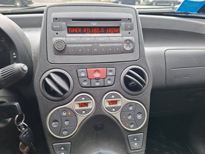 Fiat Panda 1.2 Emotion (7)