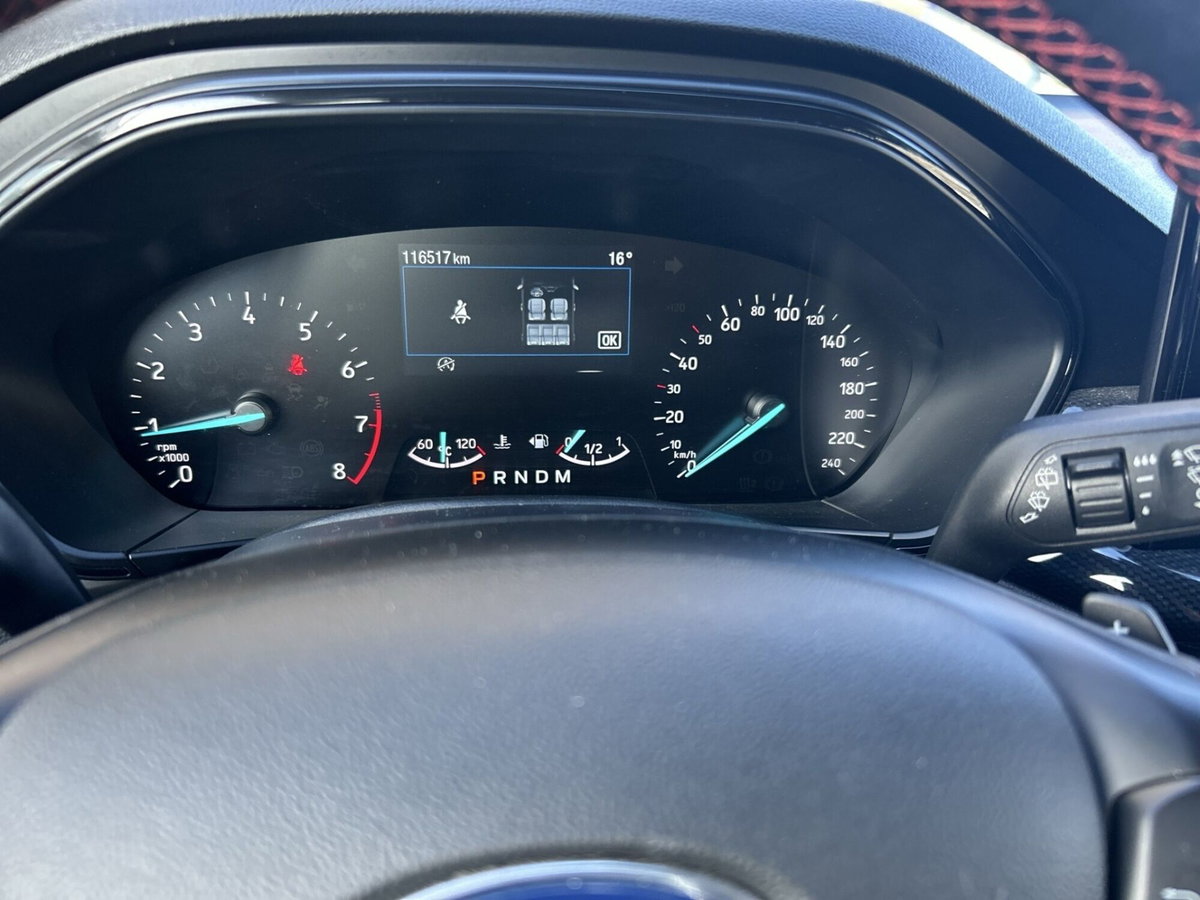 Ford Focus Station Wagon 1.0 EcoBoost Hybrid 125CV Powershift SW ST-Line Design (10)