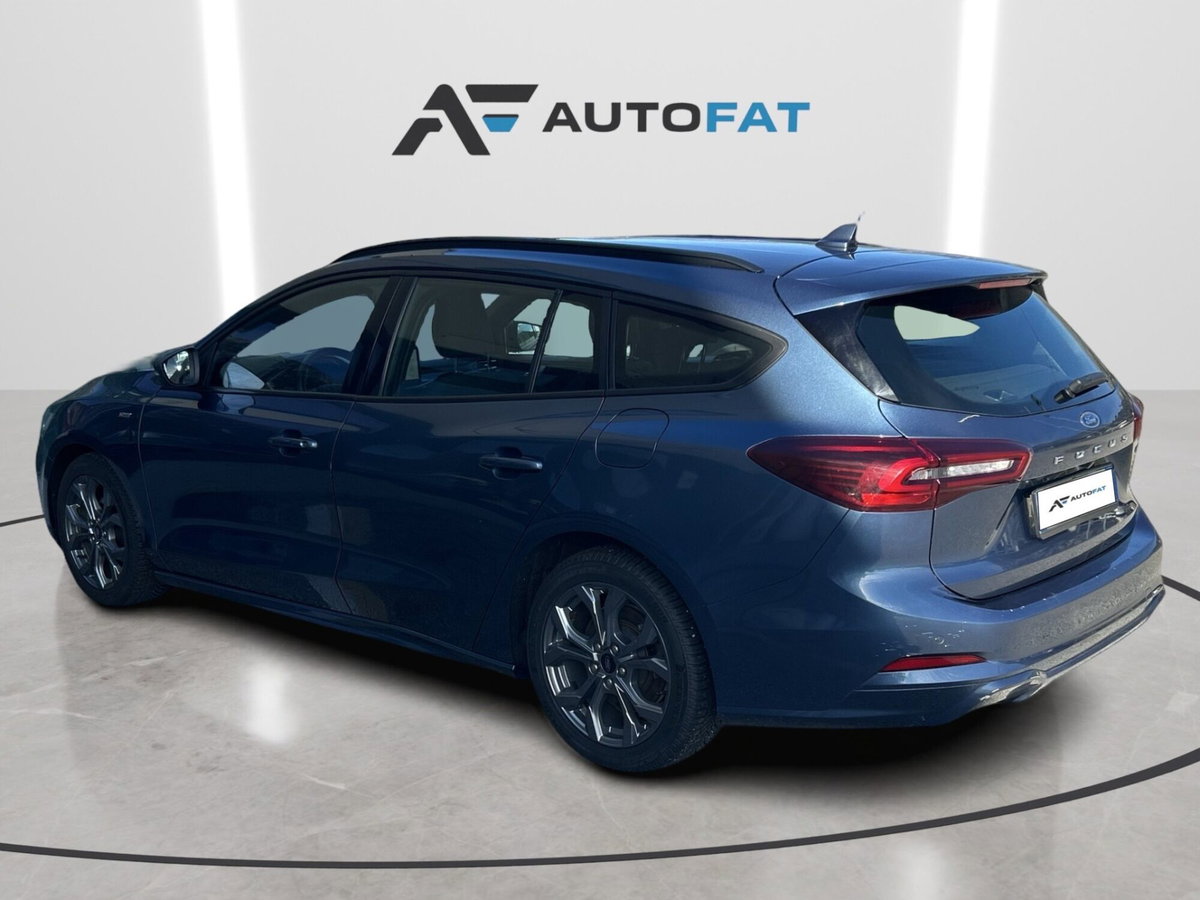 Ford Focus Station Wagon 1.0 EcoBoost Hybrid 125CV Powershift SW ST-Line Design (6)