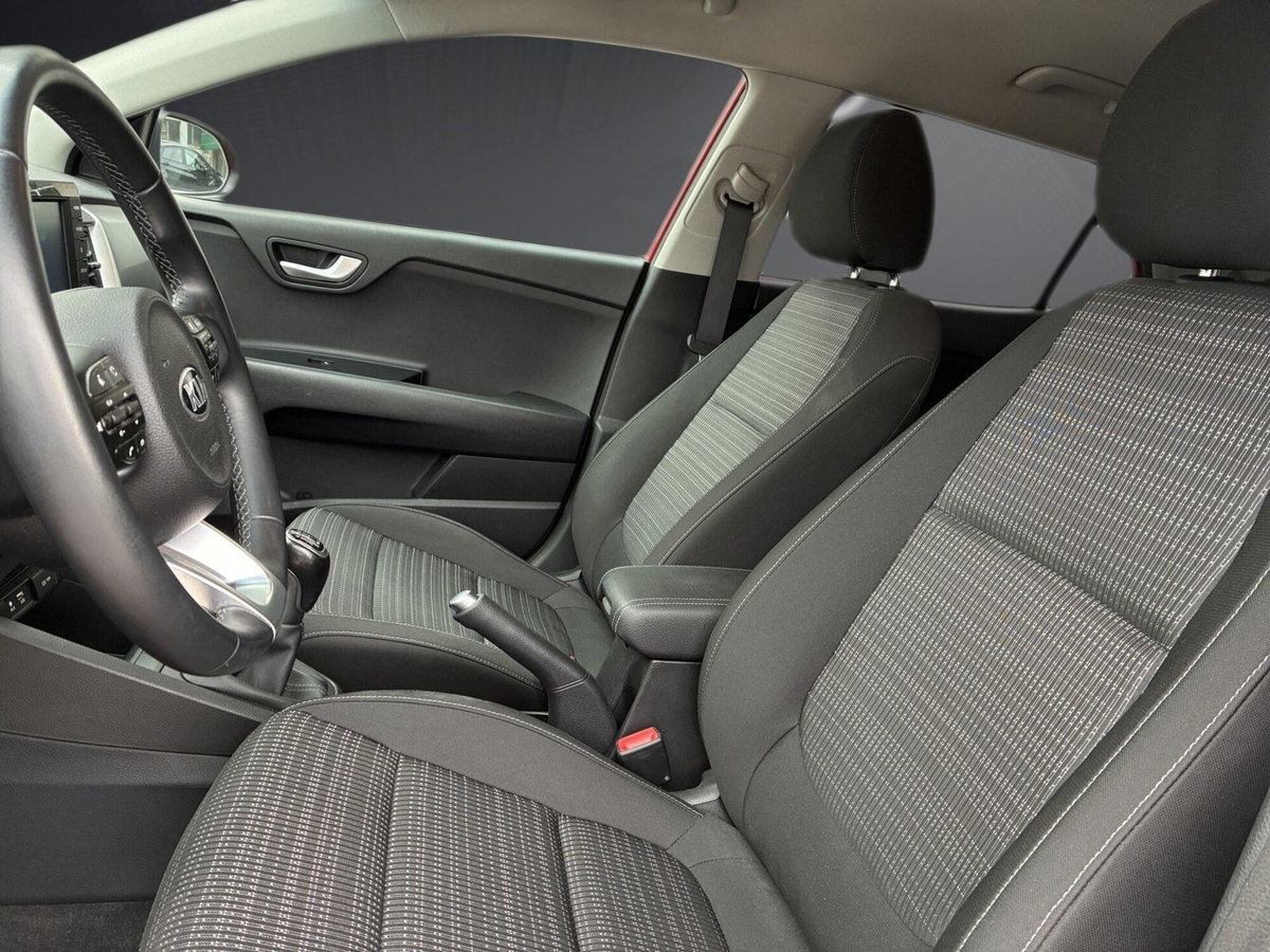 Kia Stonic 1.6 CRDi 110 CV Style (11)