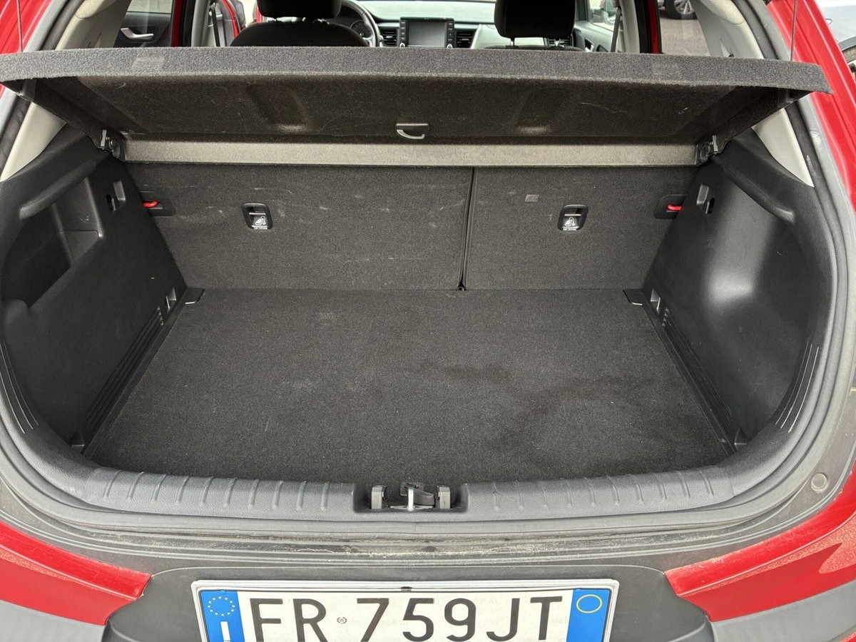 Kia Stonic 1.6 CRDi 110 CV Style (13)