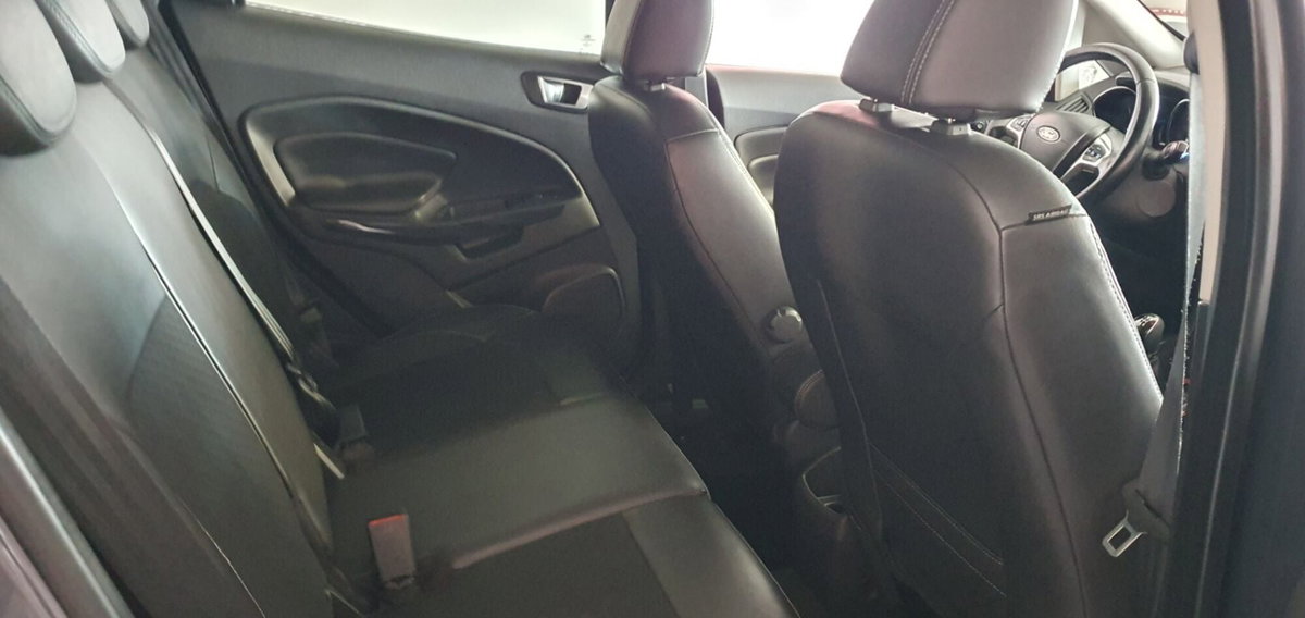 Ford EcoSport 1.5 TDCi 95 CV Titanium S (12)