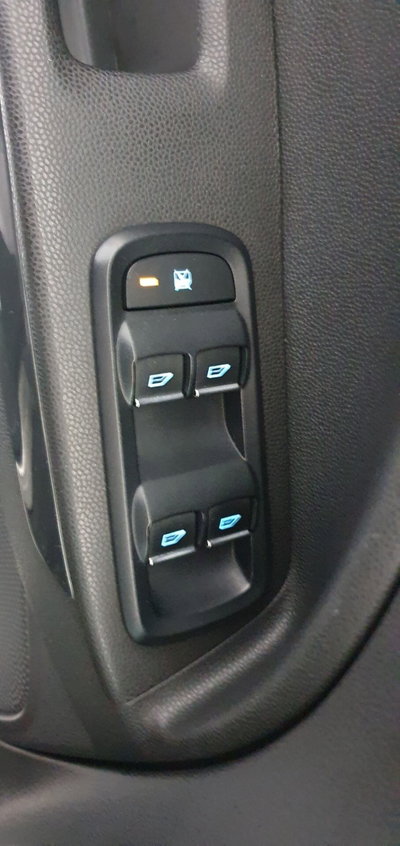 Ford EcoSport 1.5 TDCi 95 CV Titanium S (4)