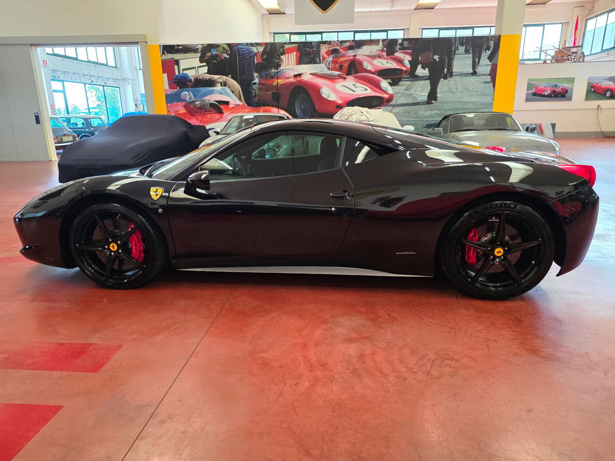 Ferrari 458 Coupé 458 Italia DCT (4)