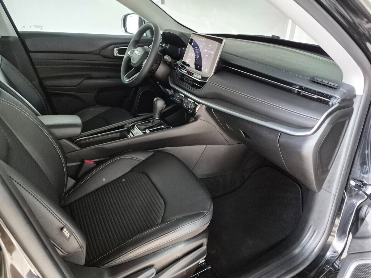 Jeep Compass 1.3 T4 190CV PHEV AT6 4xe Limited (12)