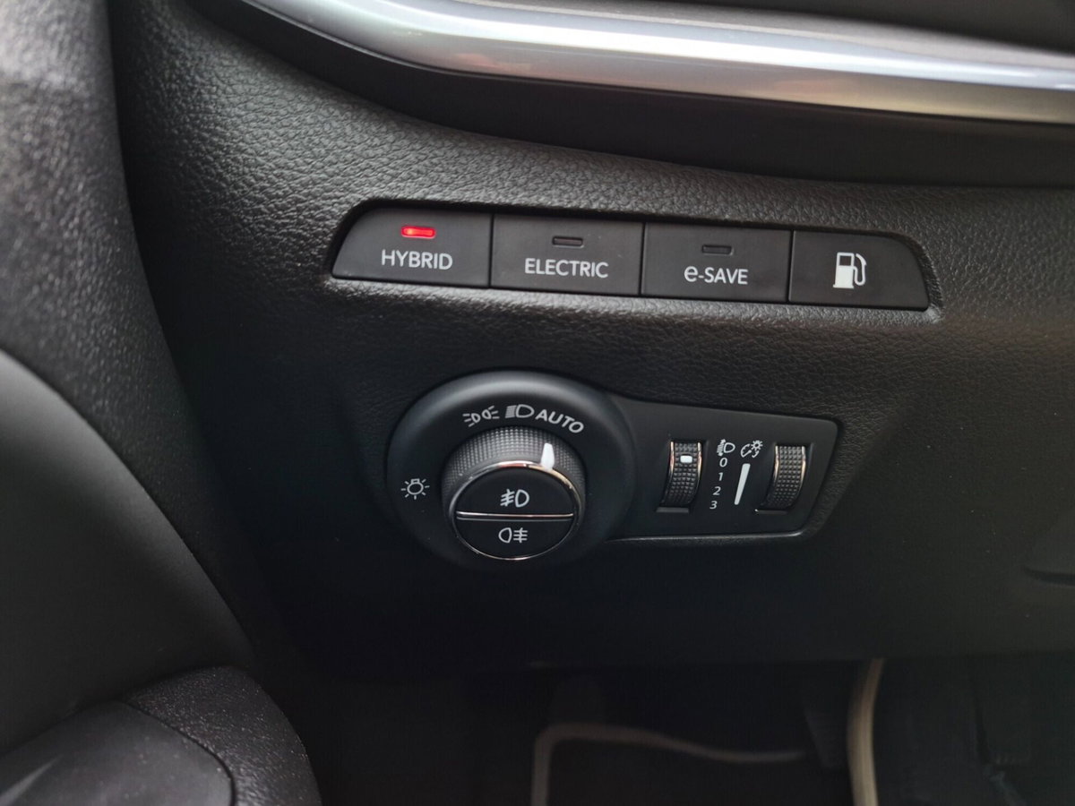Jeep Compass 1.3 T4 190CV PHEV AT6 4xe Limited (19)