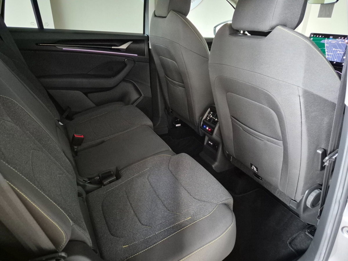 Skoda Kodiaq 2.0 TDI EVO SCR 4x4 DSG 7 posti Style (18)