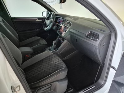 Volkswagen Tiguan 1.5 TSI 150 CV DSG ACT R-Line (16)