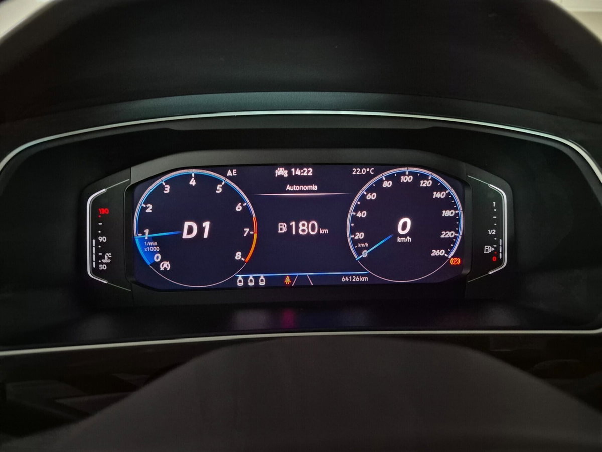 Volkswagen Tiguan 1.5 TSI 150 CV DSG ACT R-Line (19)