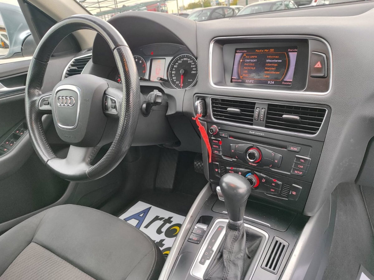 Audi Q5 2.0 TFSI 211 CV quattro S tronic (15)