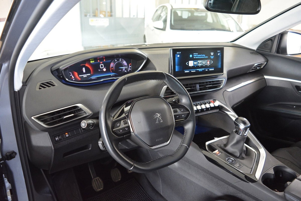 Peugeot 3008 BlueHDi 130 S&S EAT8 Allure Pack (12)