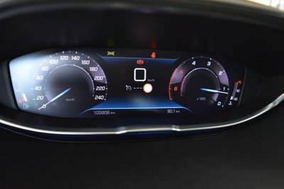 Peugeot 3008 BlueHDi 130 S&S EAT8 Allure Pack (17)
