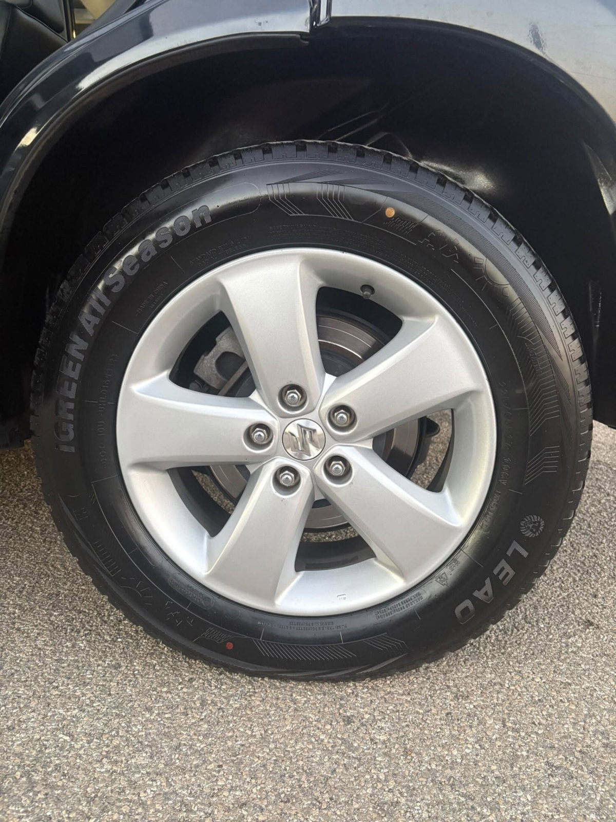 Suzuki Grand Vitara 1.9 DDiS 5 porte Crossover Evolution Plus (19)