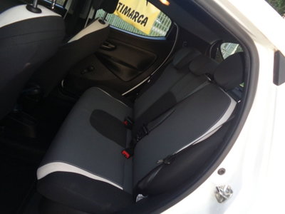 Lancia Ypsilon 1.3 MJT 16V 95 CV 5 porte S&S Silver (9)
