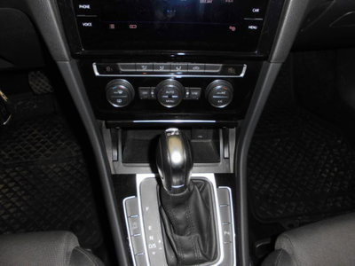 Volkswagen Golf 2.0 TDI DSG 5p. 4MOTION Executive BlueMotion Technology (12)