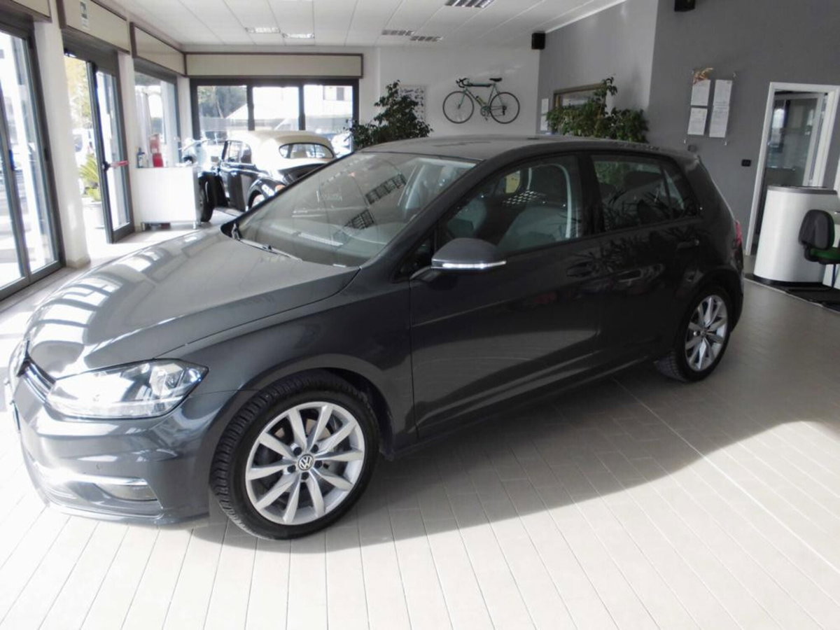 Volkswagen Golf 2.0 TDI DSG 5p. 4MOTION Executive BlueMotion Technology (2)