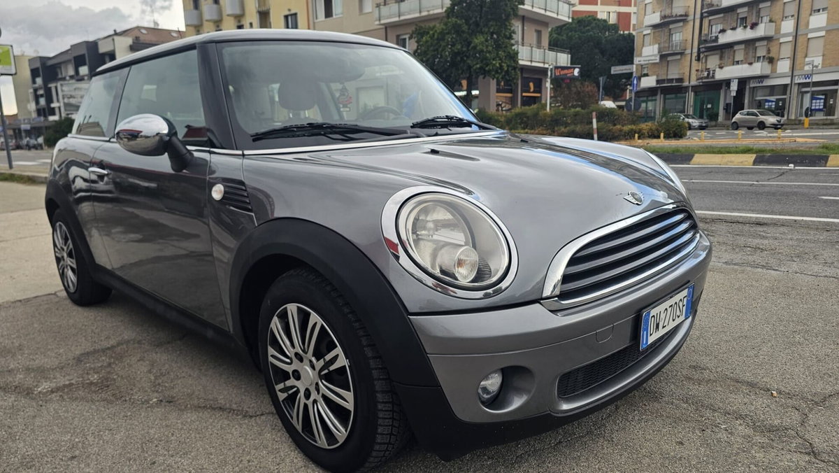 MINI Mini 1.4 16V Ray (11)