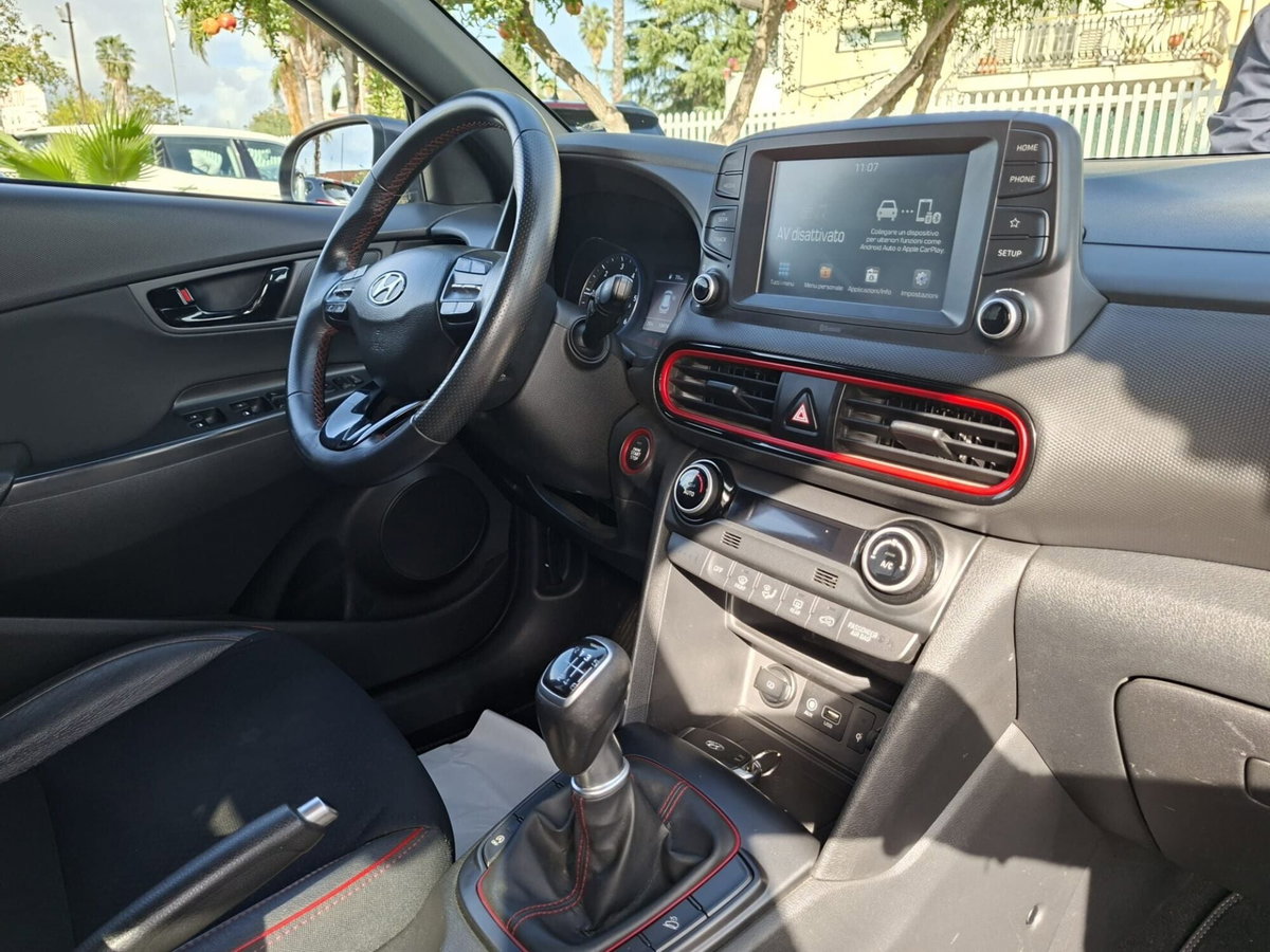 Hyundai Kona 1.6 CRDI 115 CV Xpossible (15)