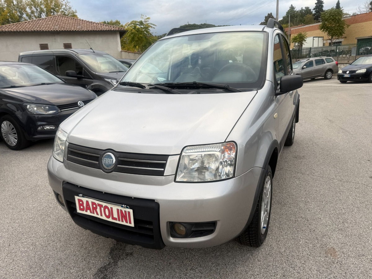 Fiat Panda 1.2 4x4 Climbing (2)