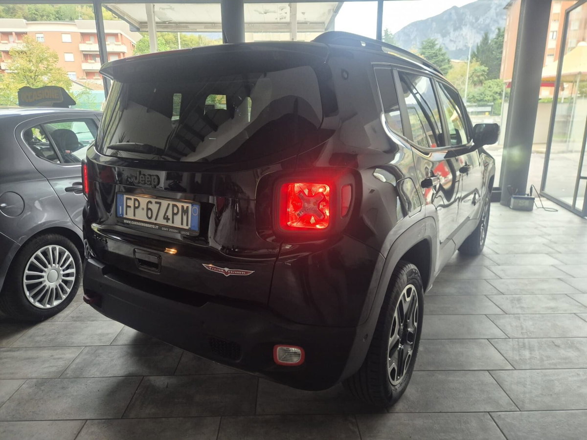 Jeep Renegade 2.0 Mjt 170CV 4WD Active Drive Low Trailhawk (2)