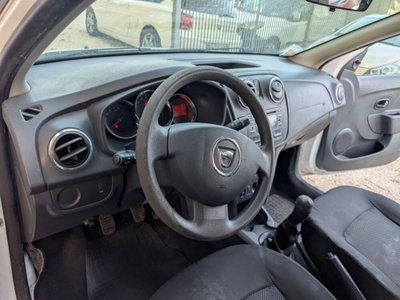 Dacia Sandero 1.5 dCi 75CV Ambiance (11)