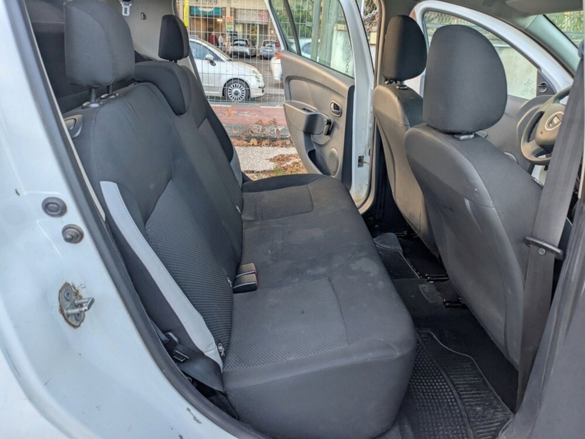 Dacia Sandero 1.5 dCi 75CV Ambiance (7)