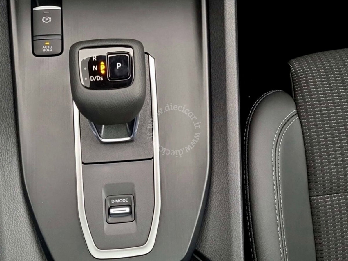 Nissan Qashqai 1.3 mhev N-Connecta 4wd 158cv xtronic (17)