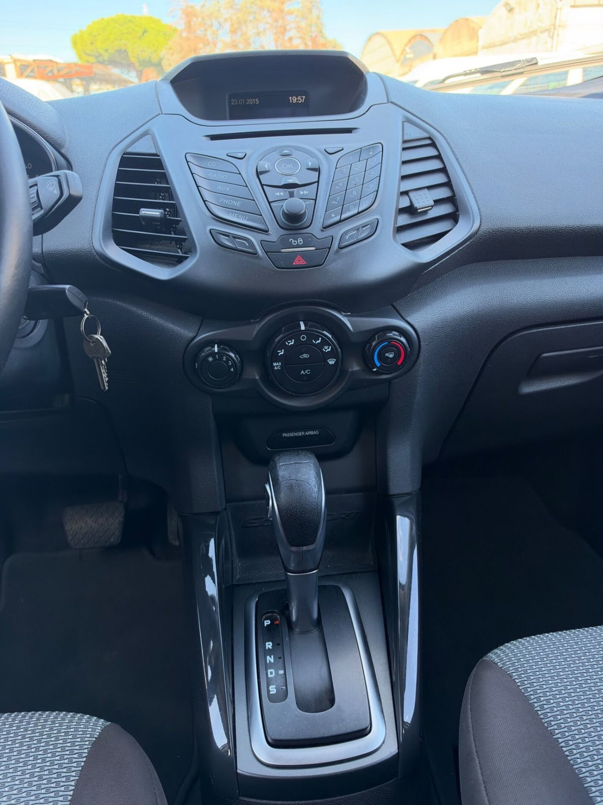 Ford EcoSport 1.5 110 CV Powershift Titanium (8)
