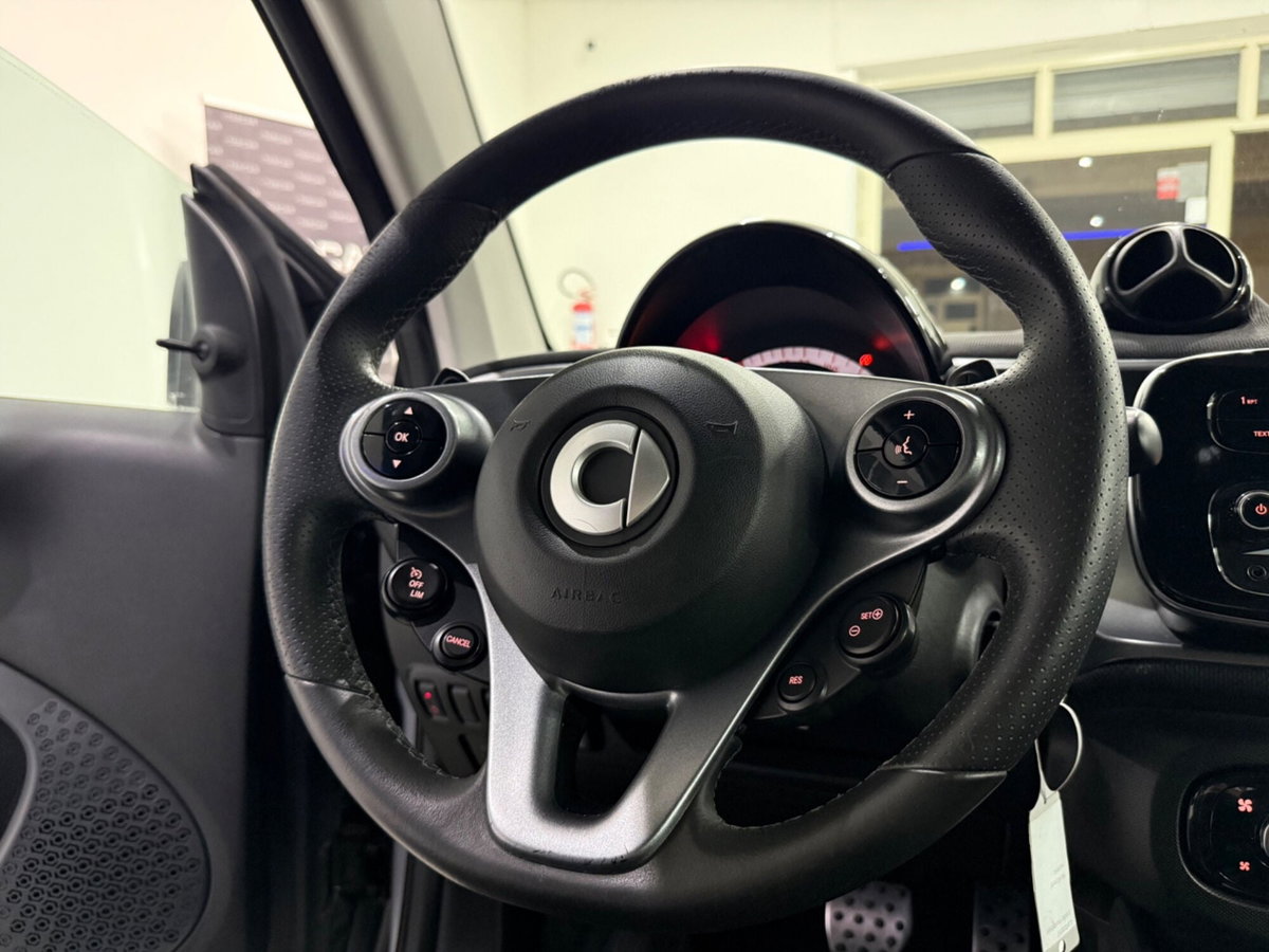smart Fortwo 70 1.0 Passion (14)