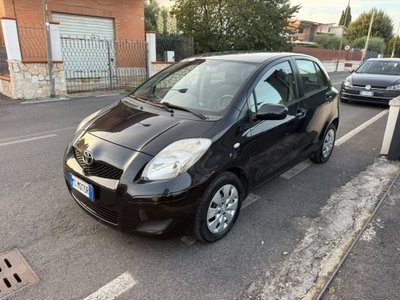 Toyota Yaris 1.3 5 porte (13)