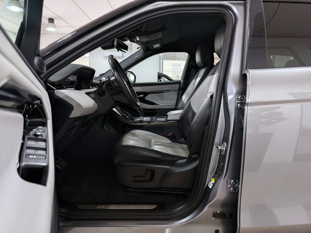 Land Rover Range Rover Evoque 2.0D I4-L.Flw 150 CV AWD Auto R-Dynamic (10)